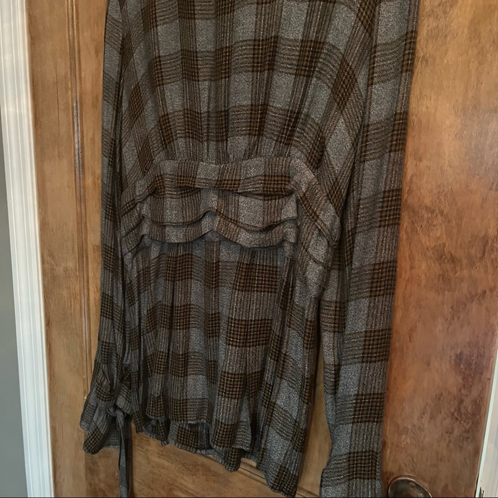 Something Navy Checkered Gingham Treasure Bond Top - image 7